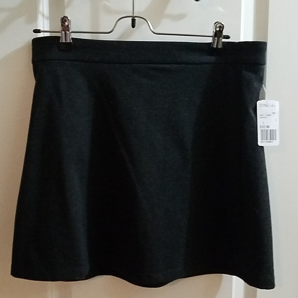 Forever 21 short skirt back zip charcoal LG